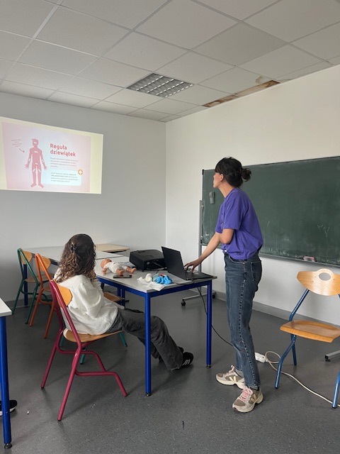 Szkolenie z pierwszej pomocy kl.7-8 i liceum