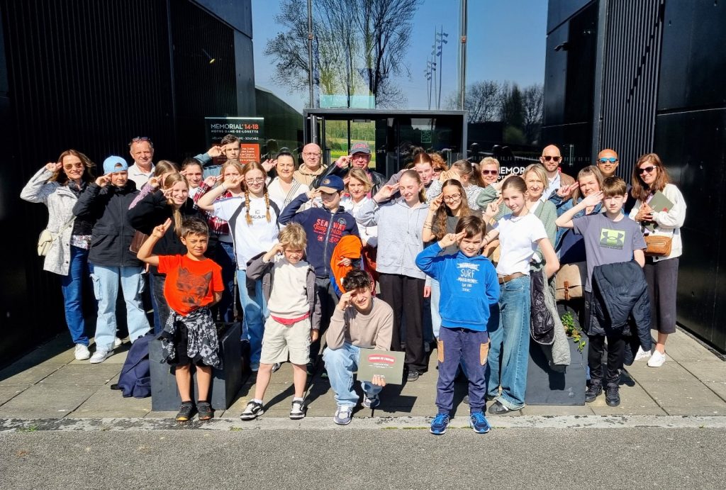 Wycieczka do Centrum Historycznego „Mémorial 14-18 Notre-Dame de Lorette” w Souchez