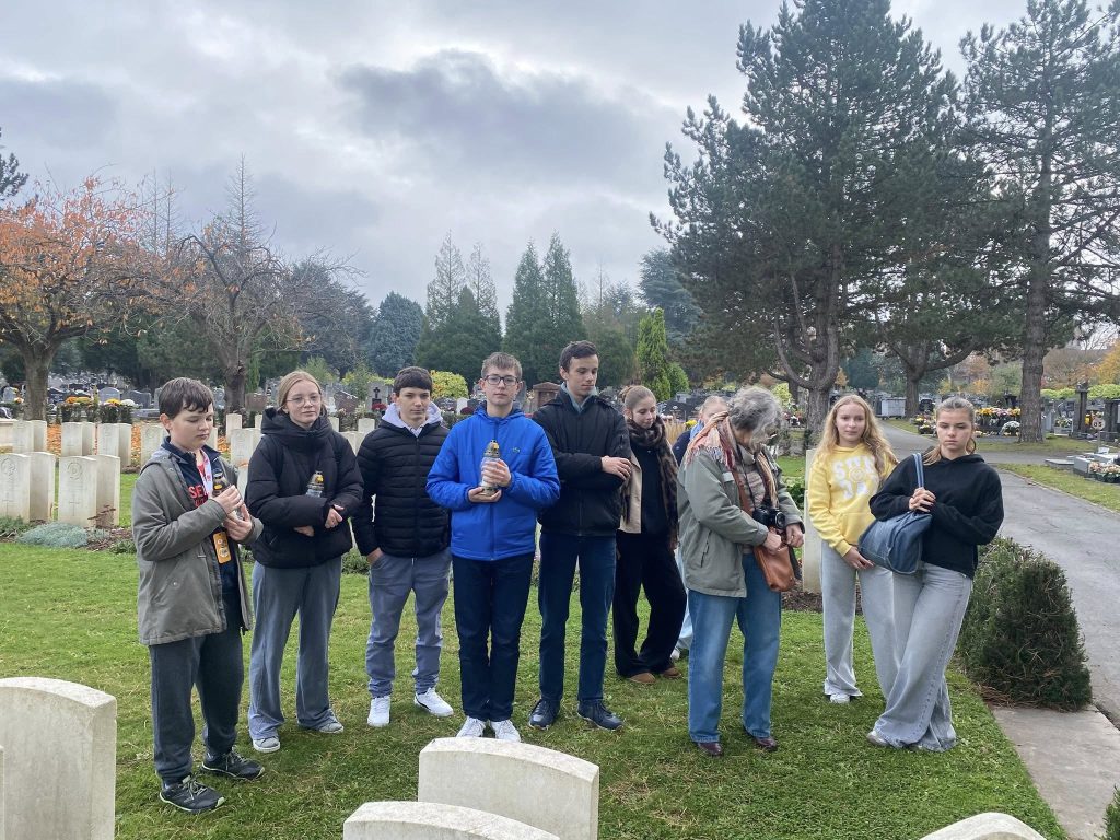 Wyjście na cmentarz Lille Sud