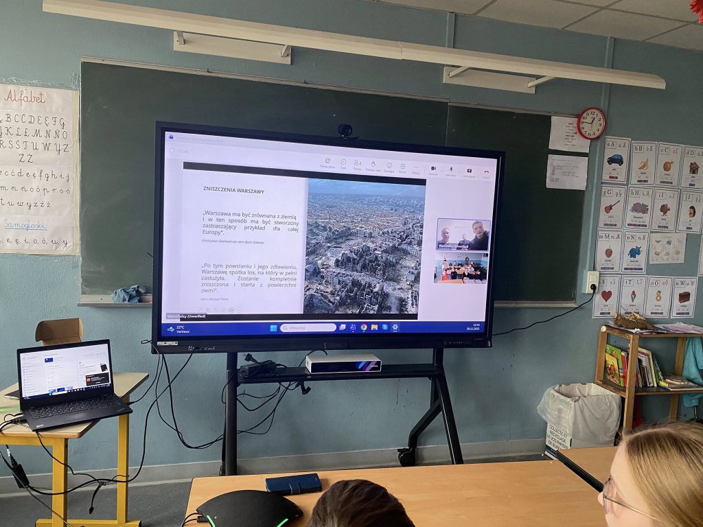 Lekcja online o powstaniu warszawskim